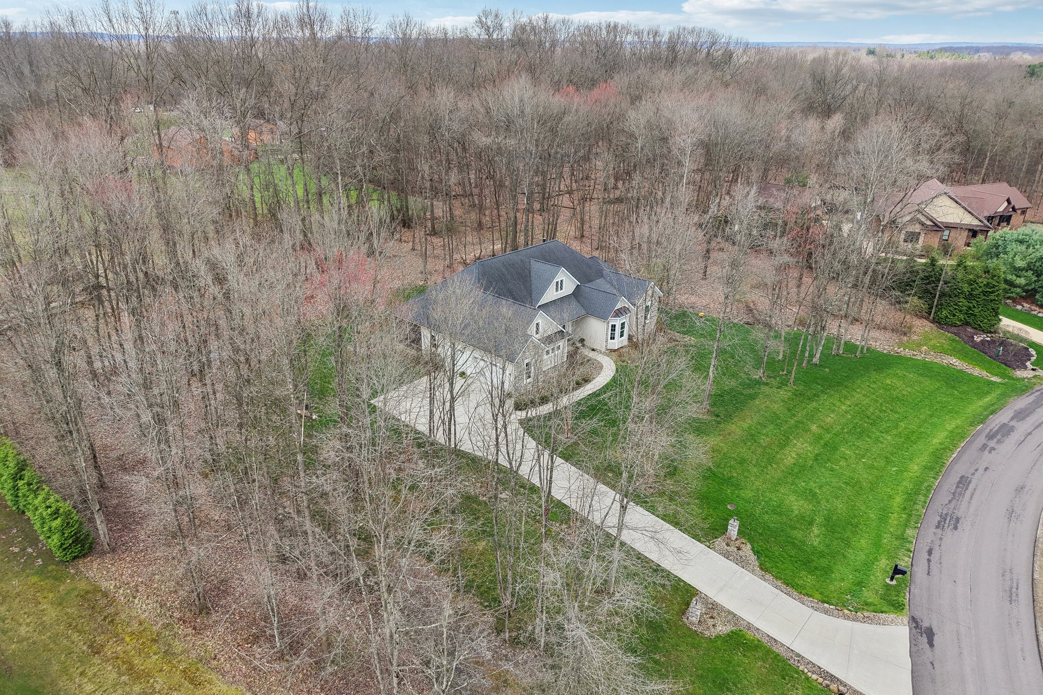 Crown Ridge Dr-L0704-062.jpg