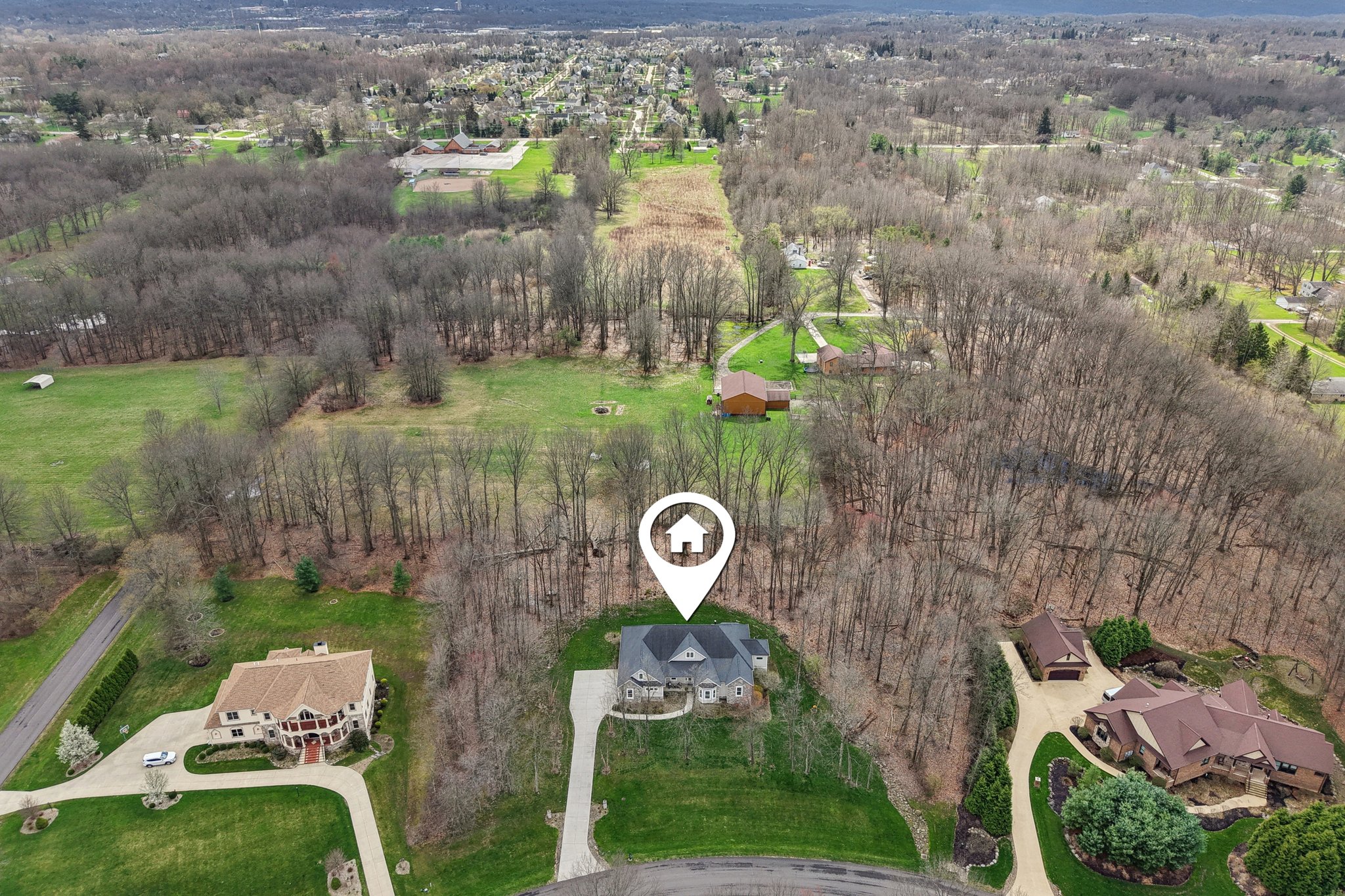 Crown Ridge Dr-L0704-065.jpg