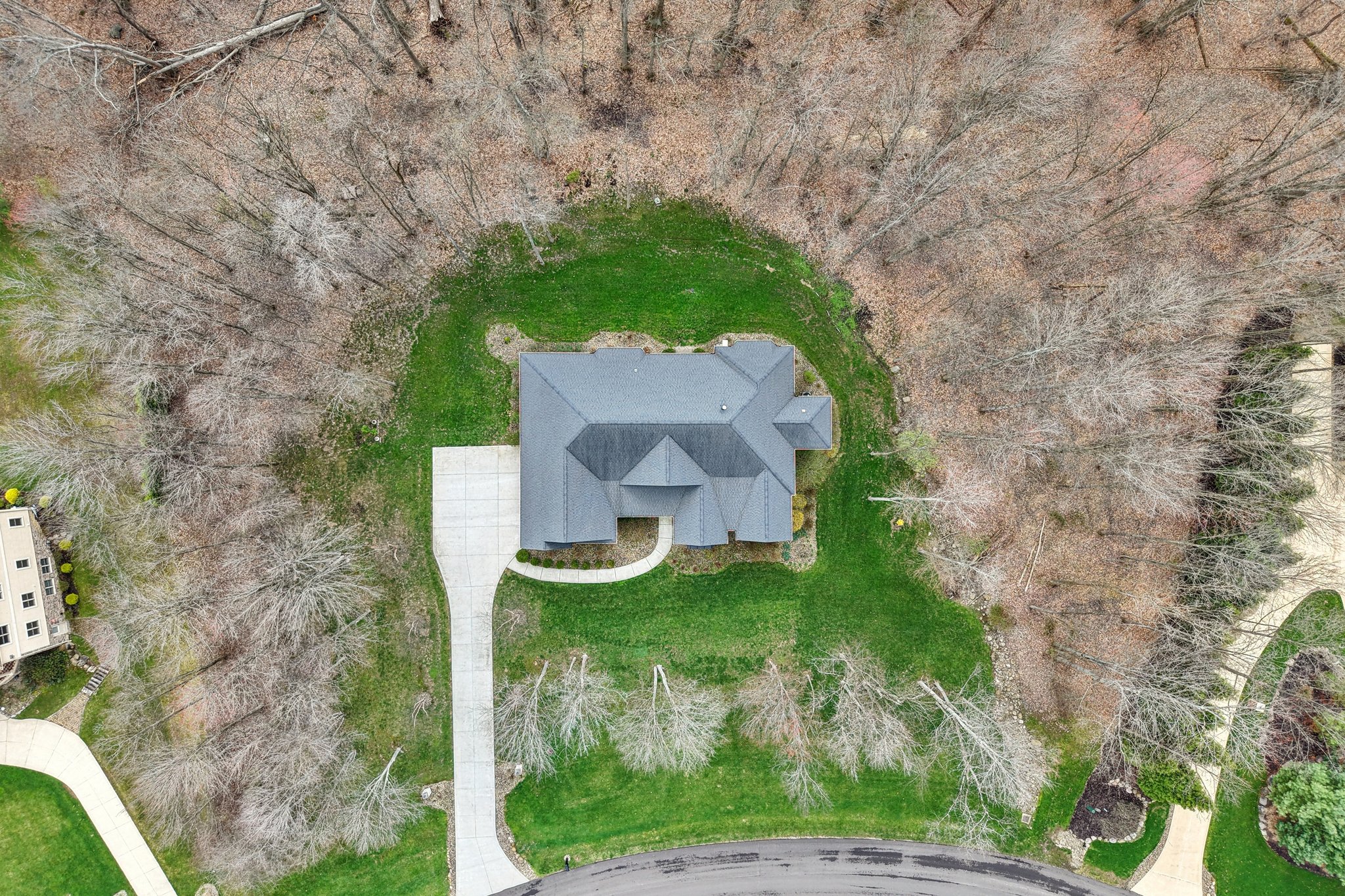 Crown Ridge Dr-L0704-074.jpg