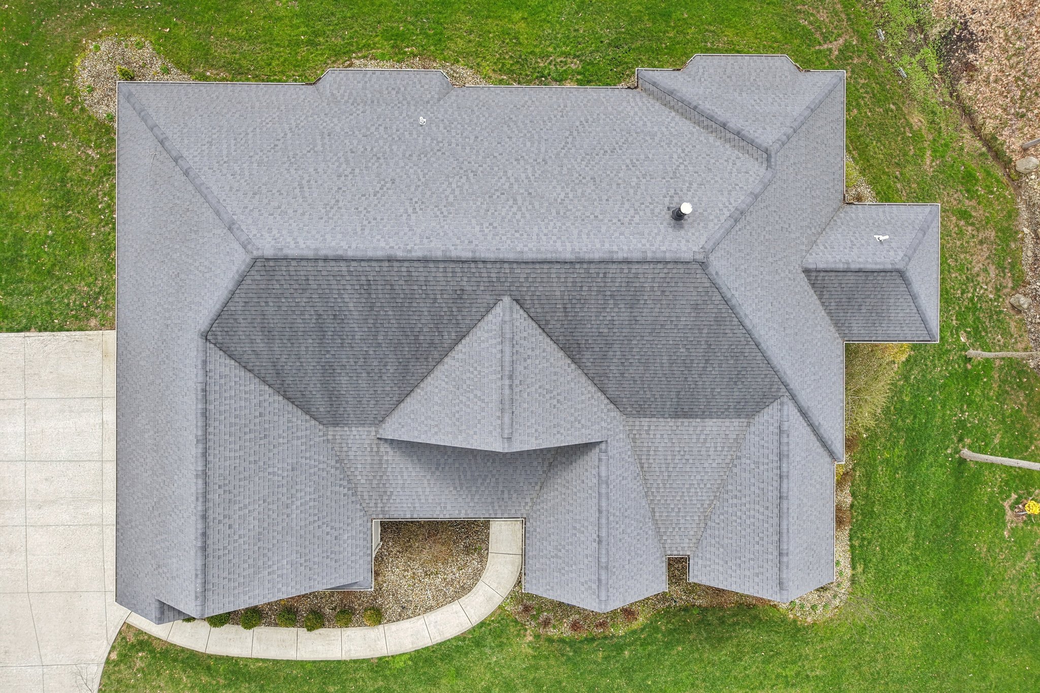 Crown Ridge Dr-L0704-075.jpg