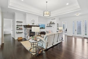 Crown Ridge Dr-L0704-003.jpg