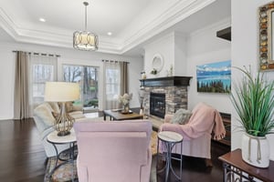 Crown Ridge Dr-L0704-005.jpg