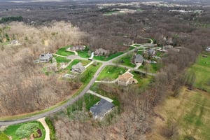 Crown Ridge Dr-L0704-067.jpg