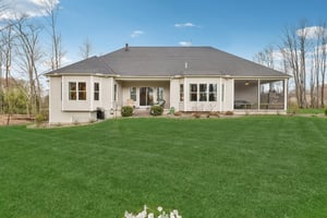 Crown Ridge Dr-L0704-054r.jpg