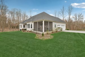 Crown Ridge Dr-L0704-056r.jpg