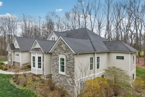 Crown Ridge Dr-L0704-059r.jpg