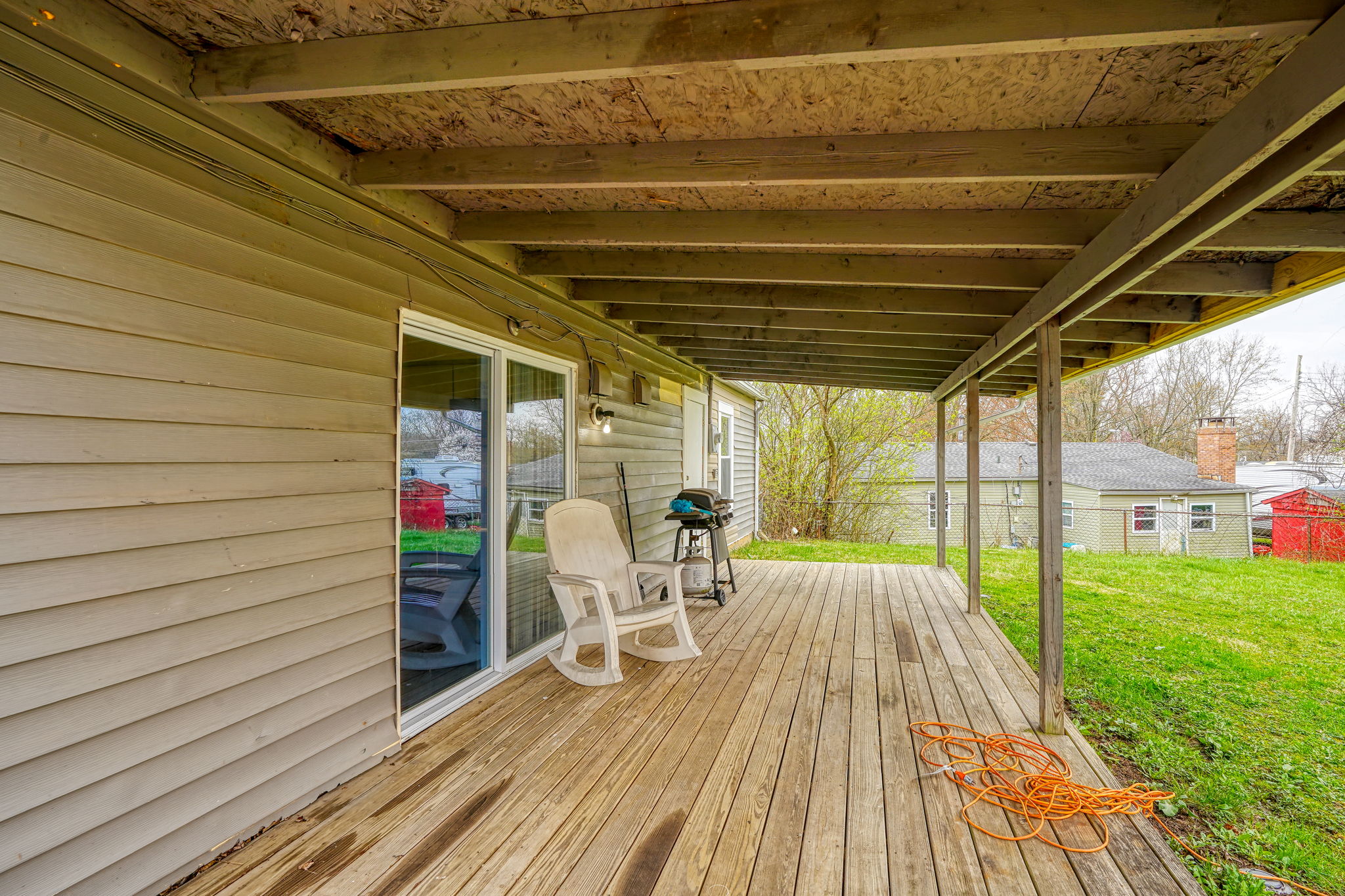 380 Hillview Dr (37)
