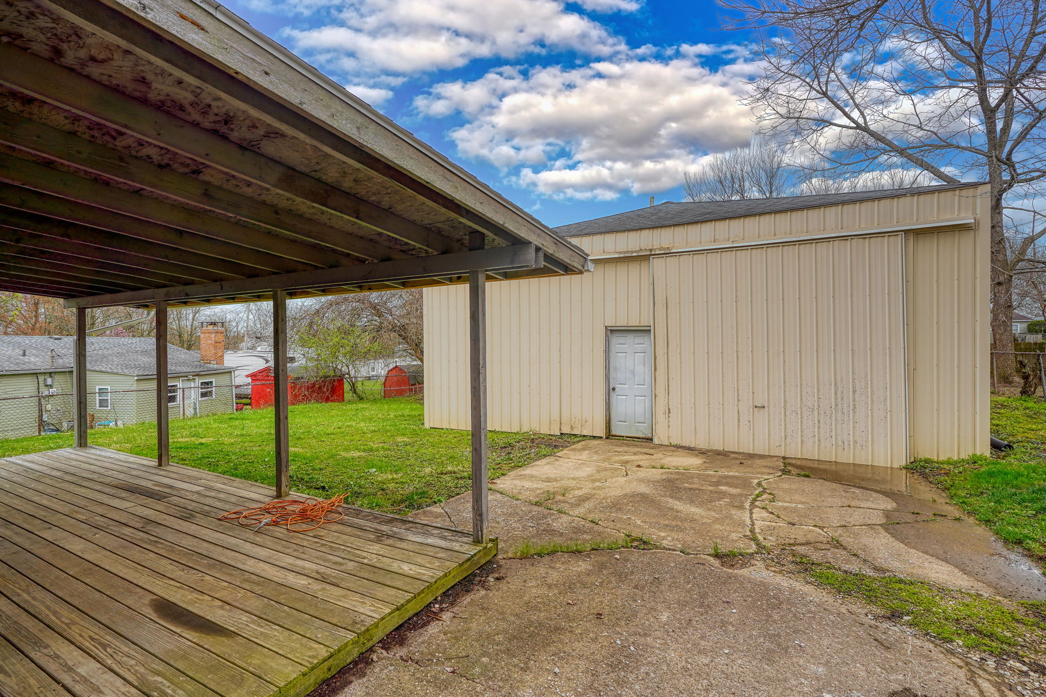 380 Hillview Dr (38)