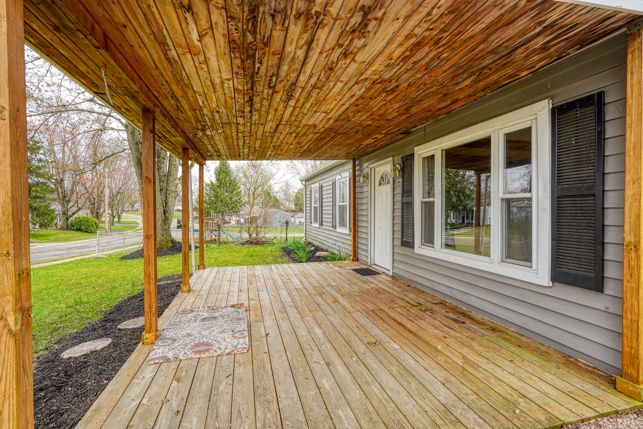 380 Hillview Dr (39)