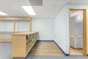  Photo 30