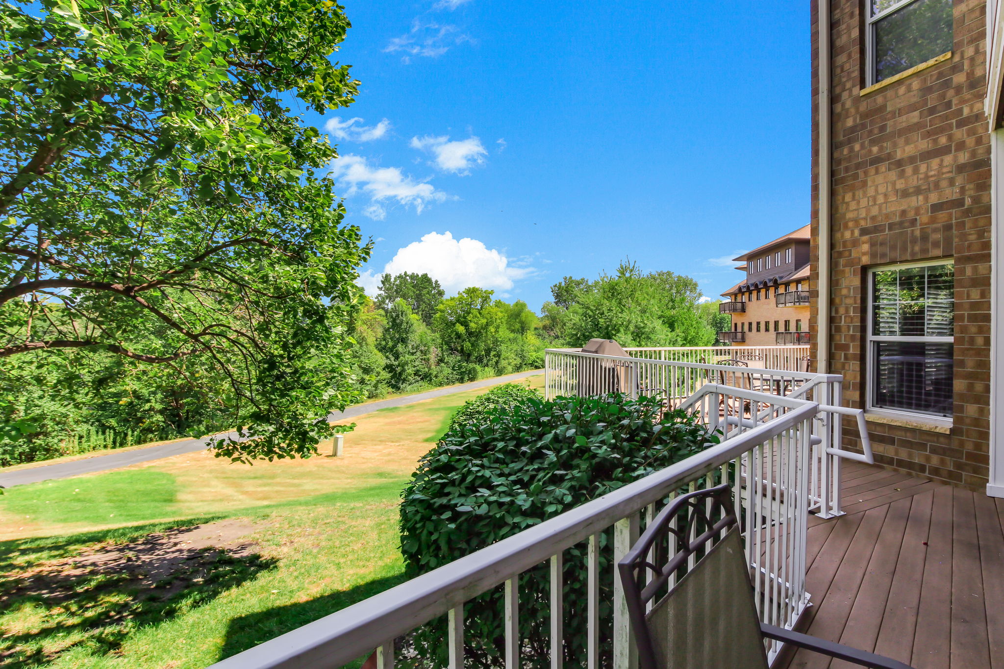  Photo 35