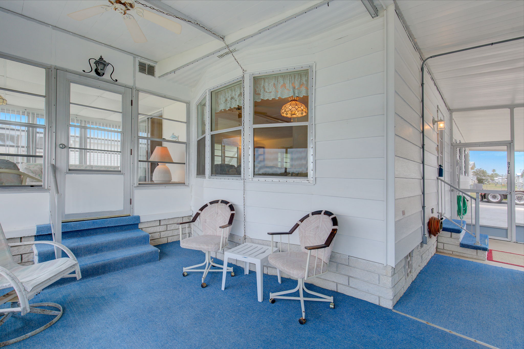 Bywater Dr-028