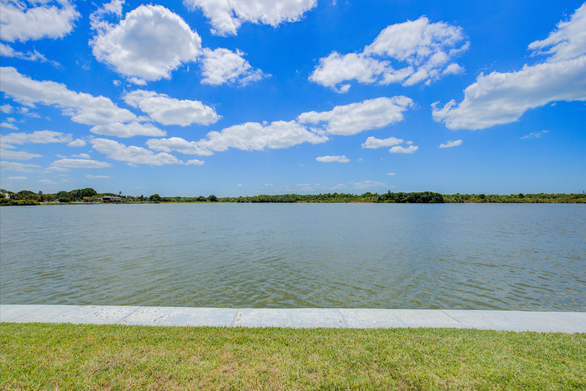 Bywater Dr-031