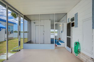 Bywater Dr-004