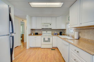 Bywater Dr-011