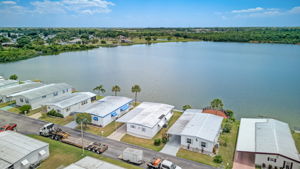Bywater Dr-036