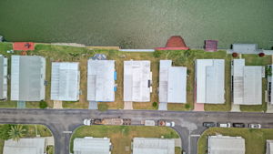 Bywater Dr-038