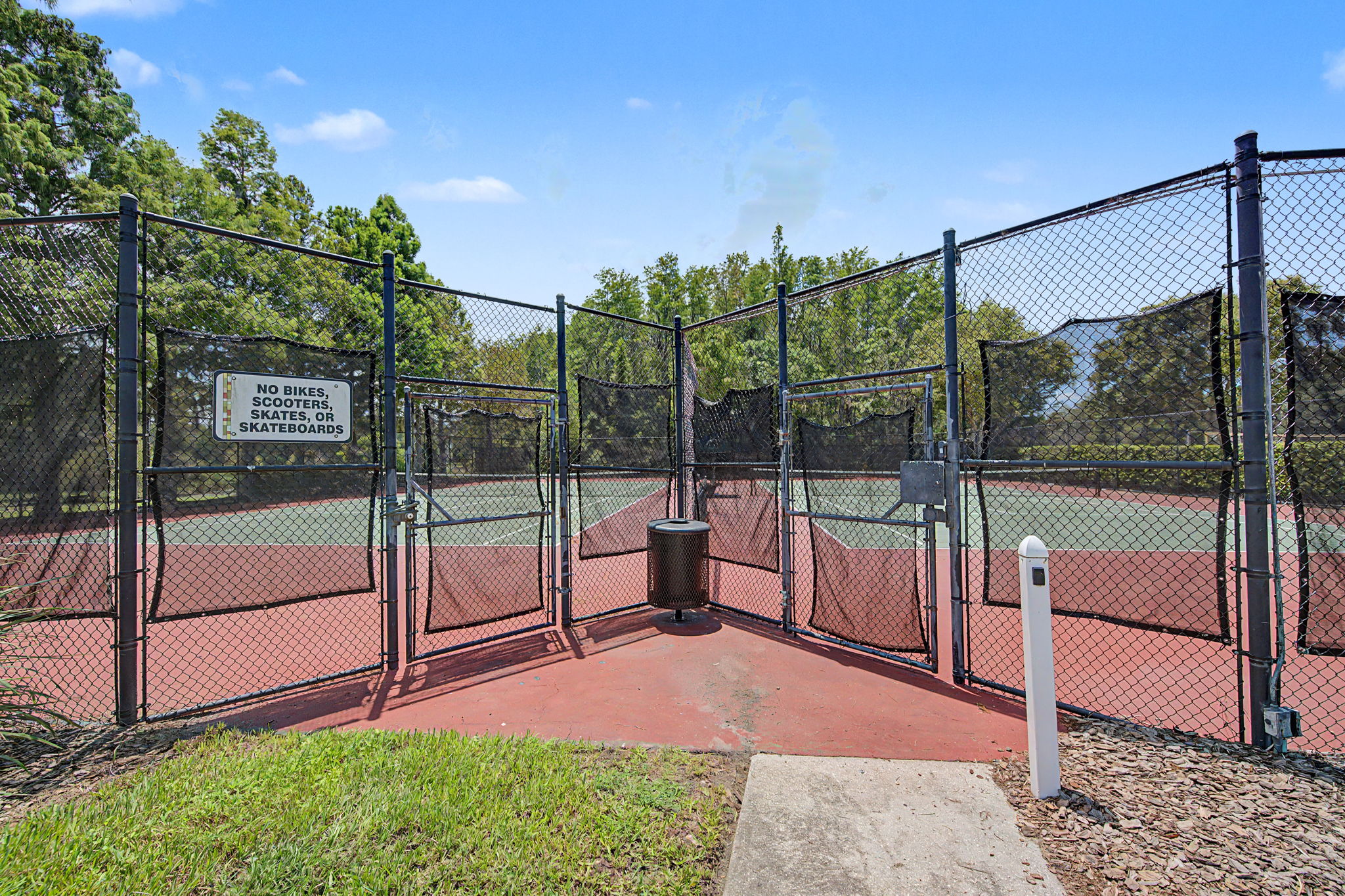 Tennis and Pickleball Courts1b