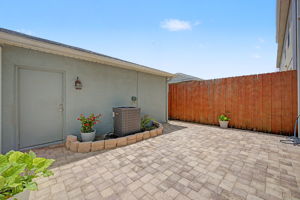 Patio1b