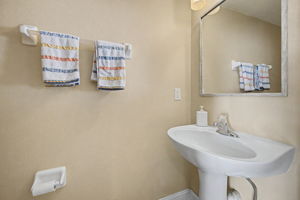 Powder Room1a