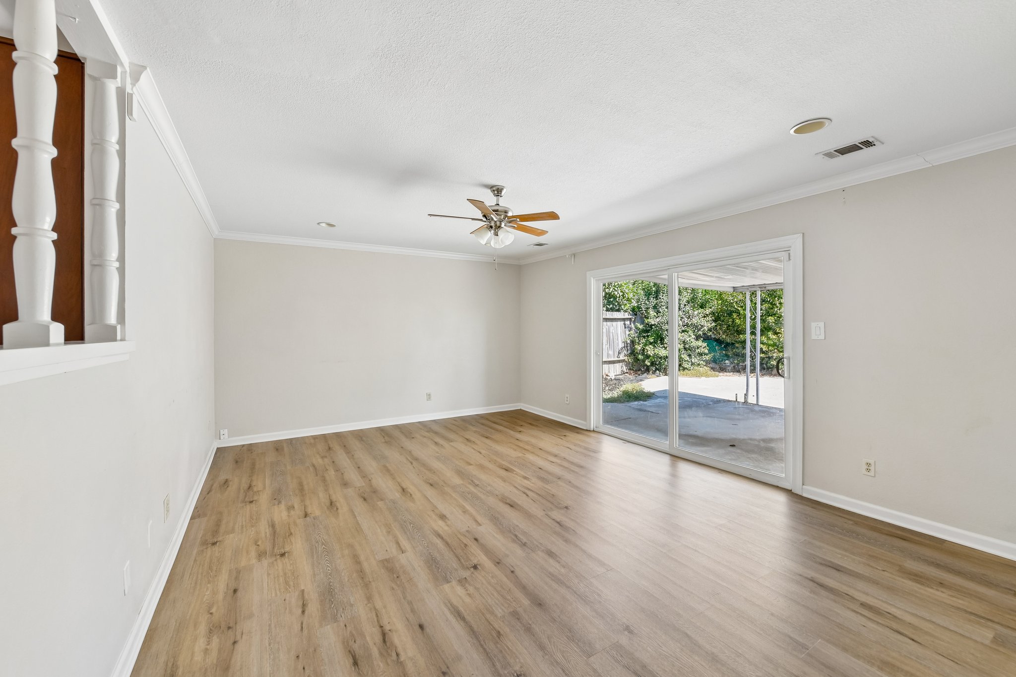 Wrigley Cir-S1309-005.jpg