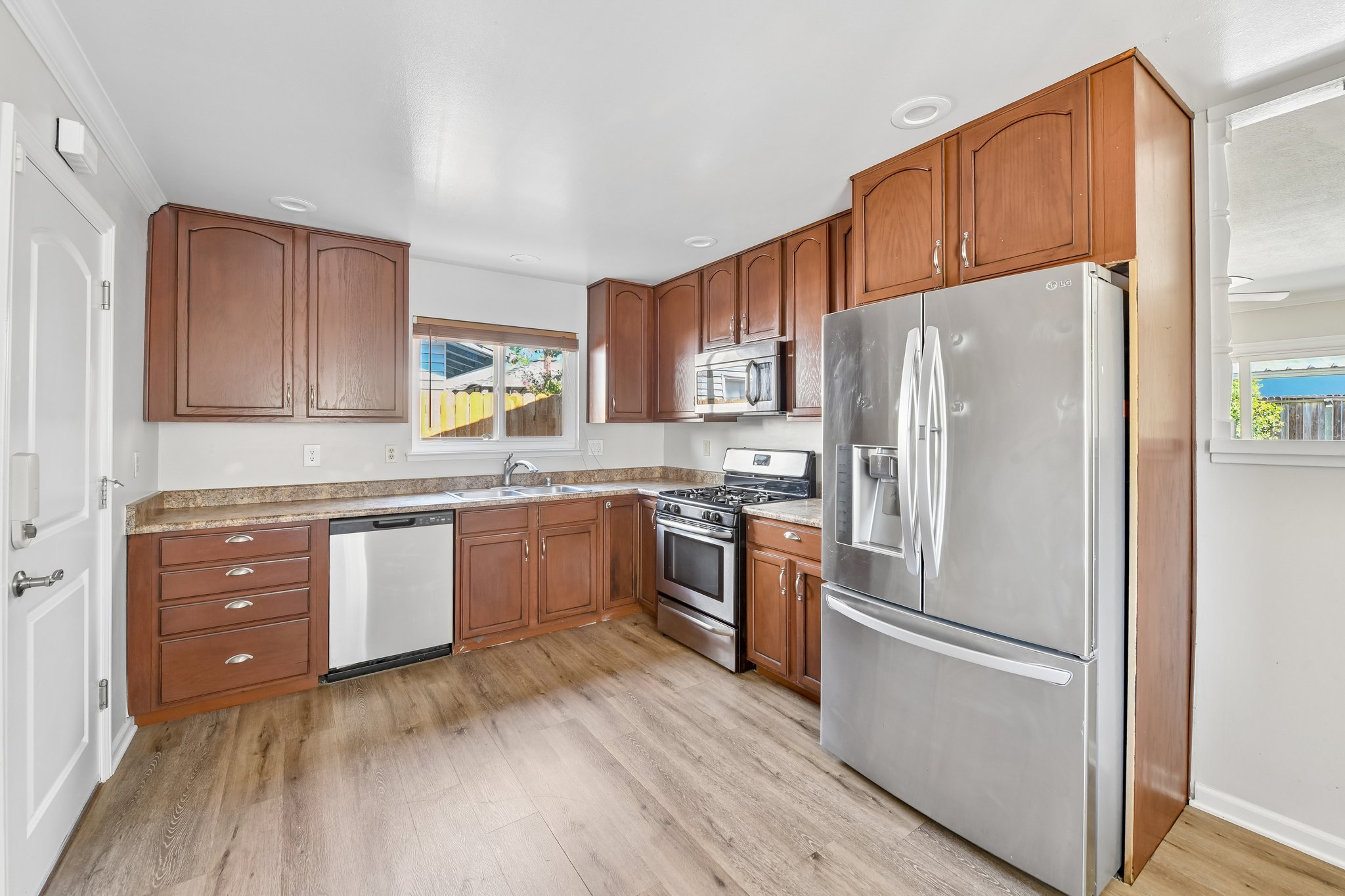 Wrigley Cir-S1309-012.jpg