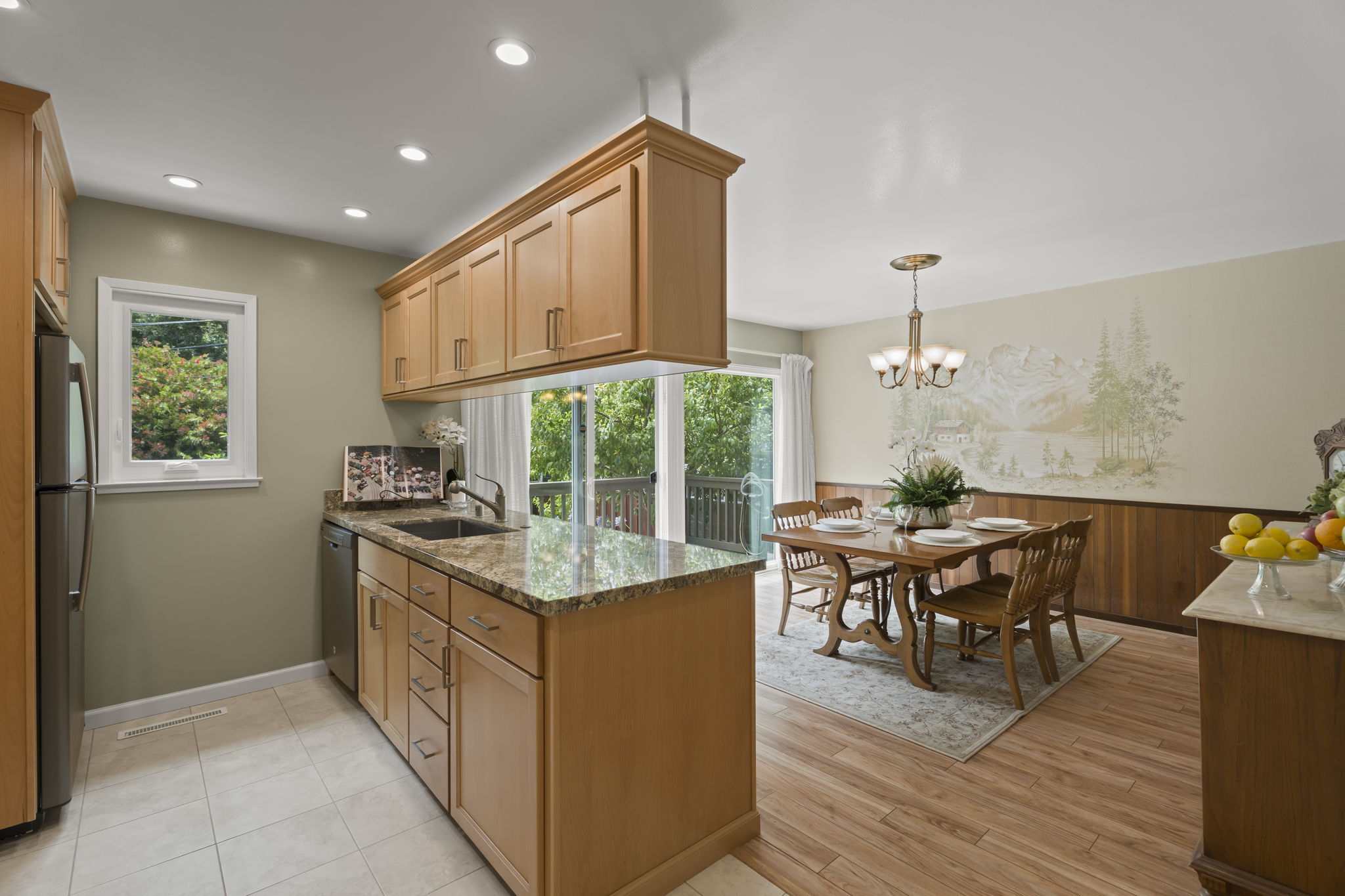 Dining Room/Kitchen
