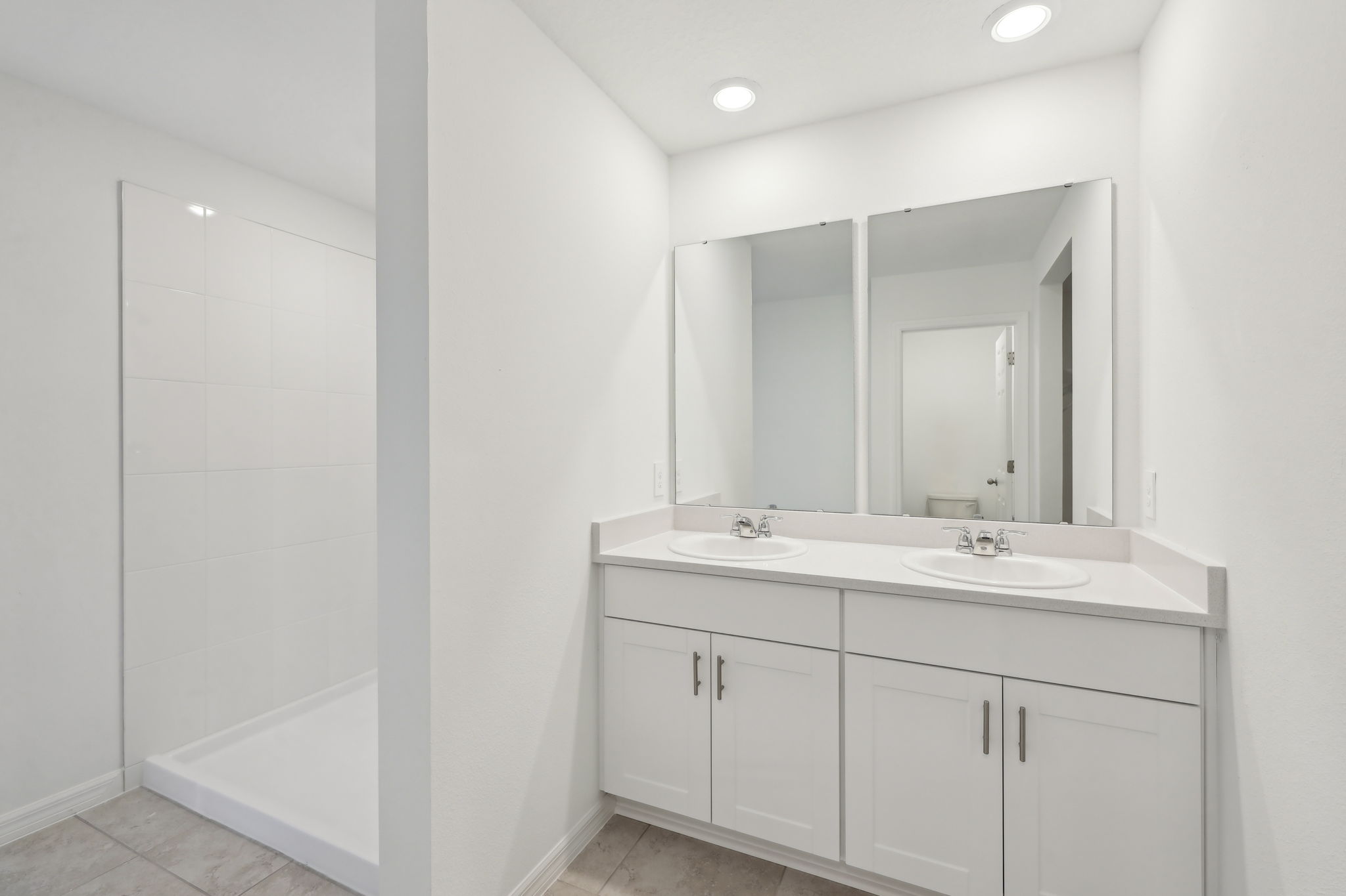 Orlando Division - Villamar - 3801 Giorgio Drive - 048