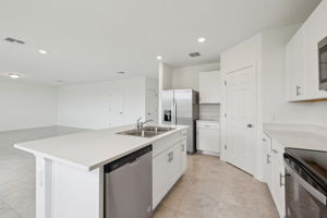 Orlando Division - Villamar - 3801 Giorgio Drive - 020