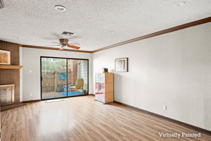  Photo 47