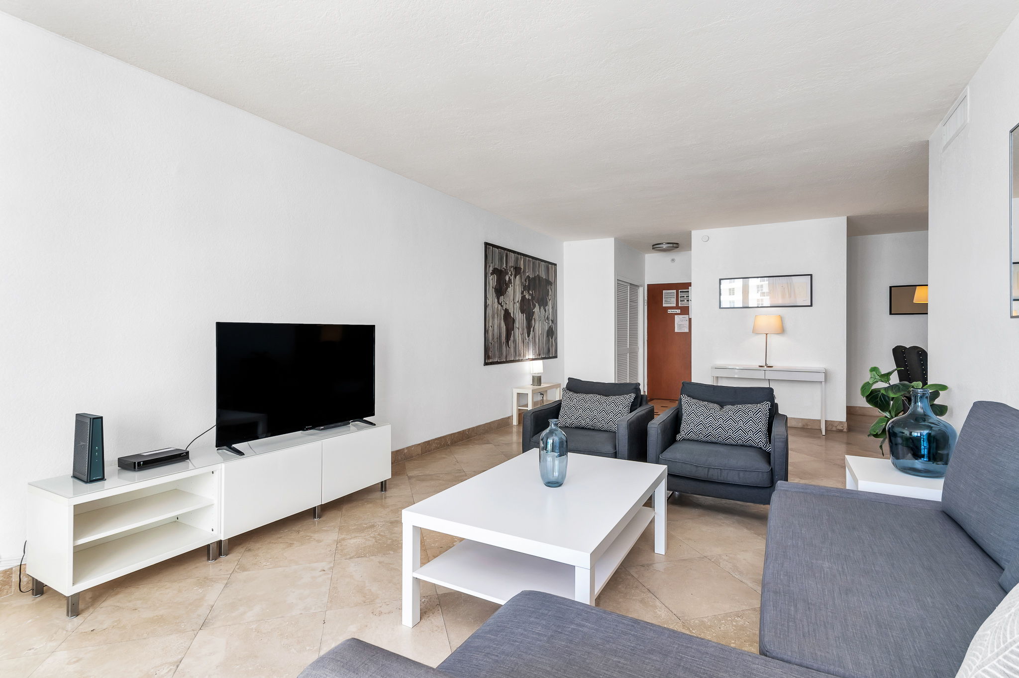 3801 S Ocean Dr, Hollywood, FL 33019, USA Photo 15