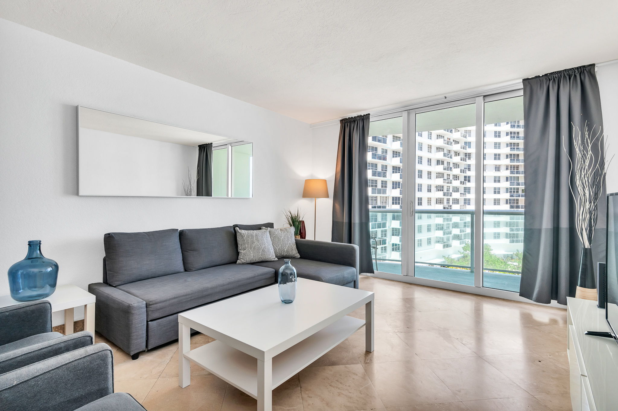 3801 S Ocean Dr, Hollywood, FL 33019, USA Photo 13