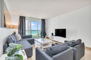 3801 S Ocean Dr, Hollywood, FL 33019, USA Photo 0