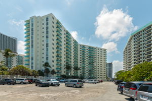 3801 S Ocean Dr, Hollywood, FL 33019, USA Photo 24