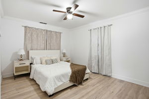 018_F8_3801 Woodcrest Rd