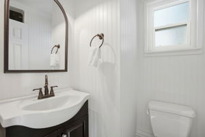 025_F8_3801 Woodcrest Rd