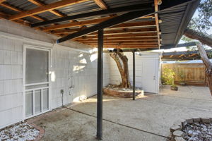 035_F8_3801 Woodcrest Rd