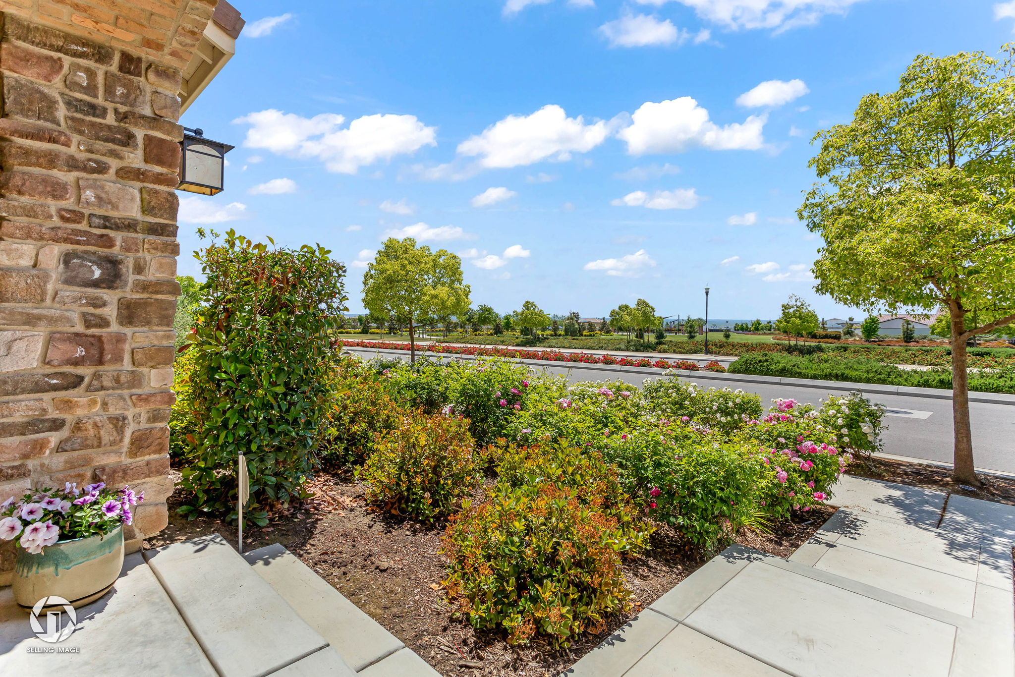 3802 Windermere St, Bakersfield, CA 93311