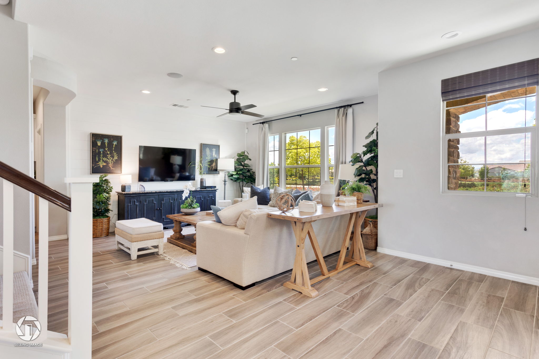 3802 Windermere St, Bakersfield, CA 93311