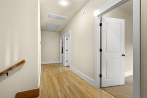  Photo 34