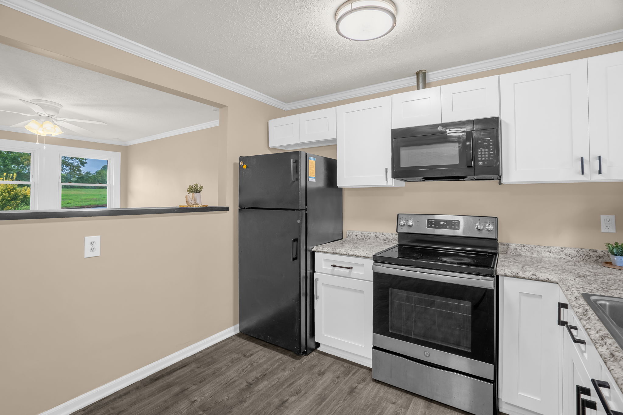 3803 Halifax Rd-14