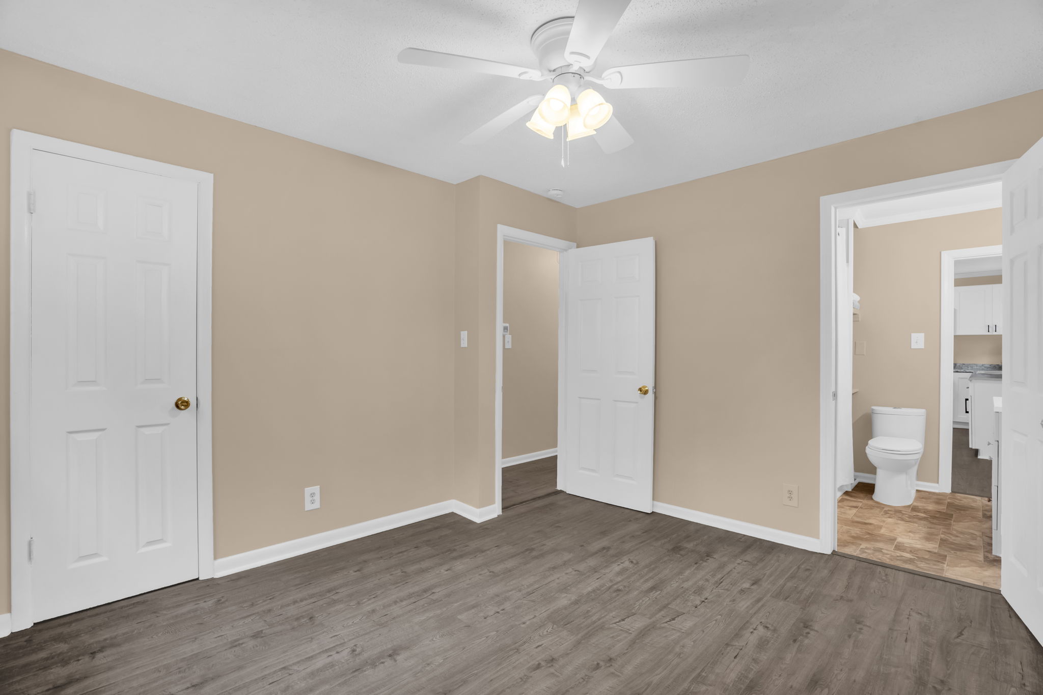 3803 Halifax Rd-19