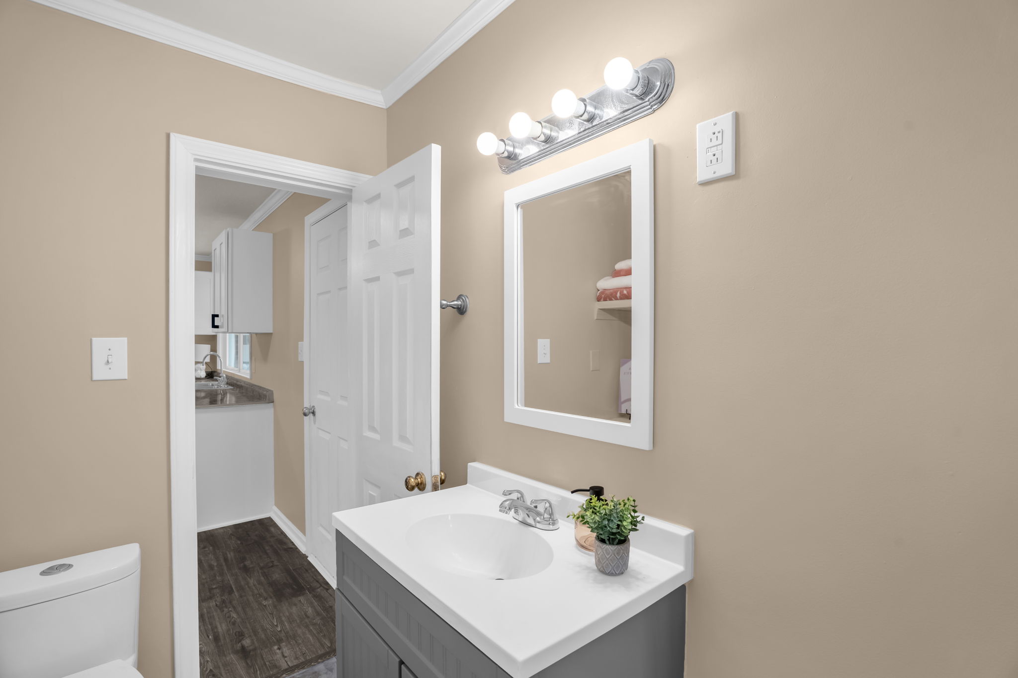 3803 Halifax Rd-20