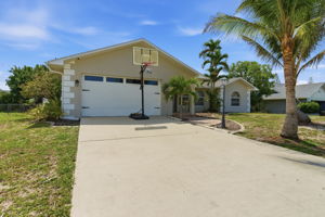 Photo 0