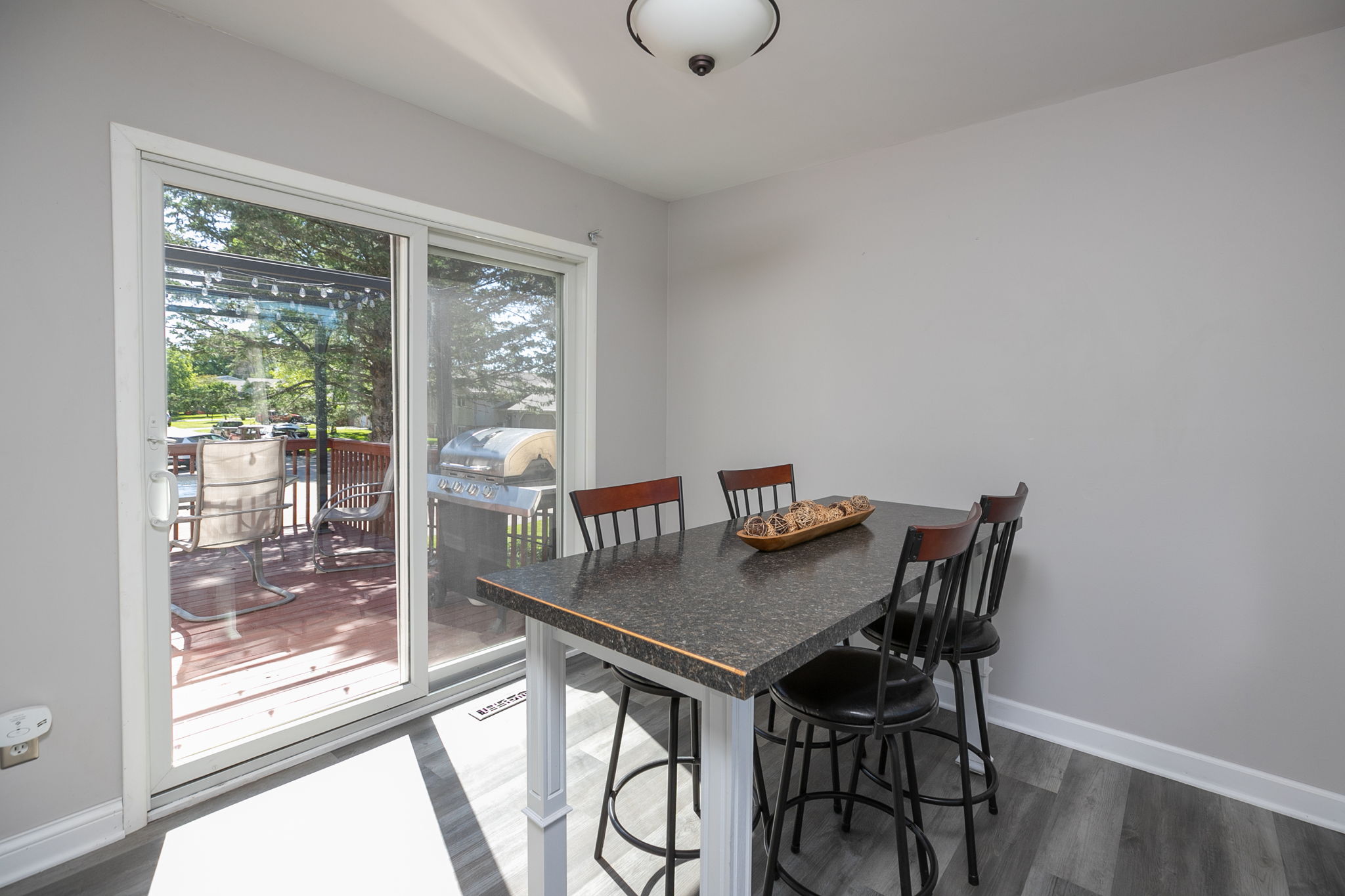 10-Dining Room