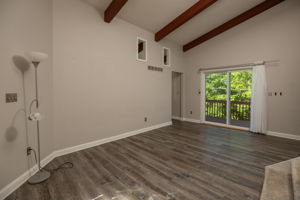 07-Living Room