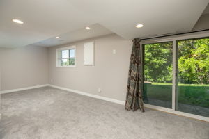 25-Family Room