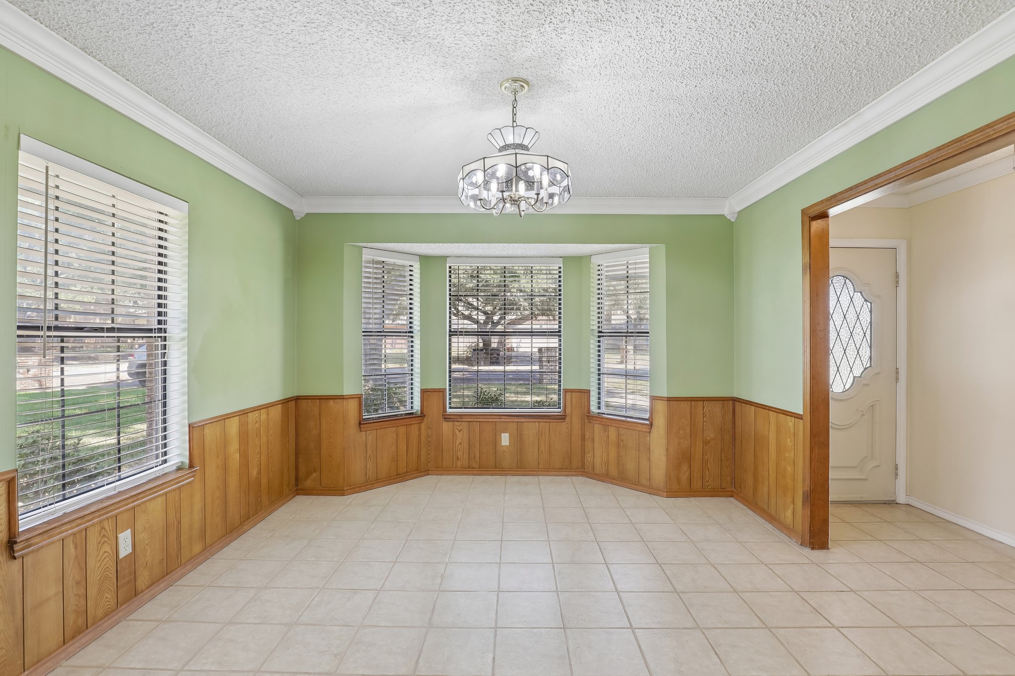 Sunhill Dr-S2808-011.jpg