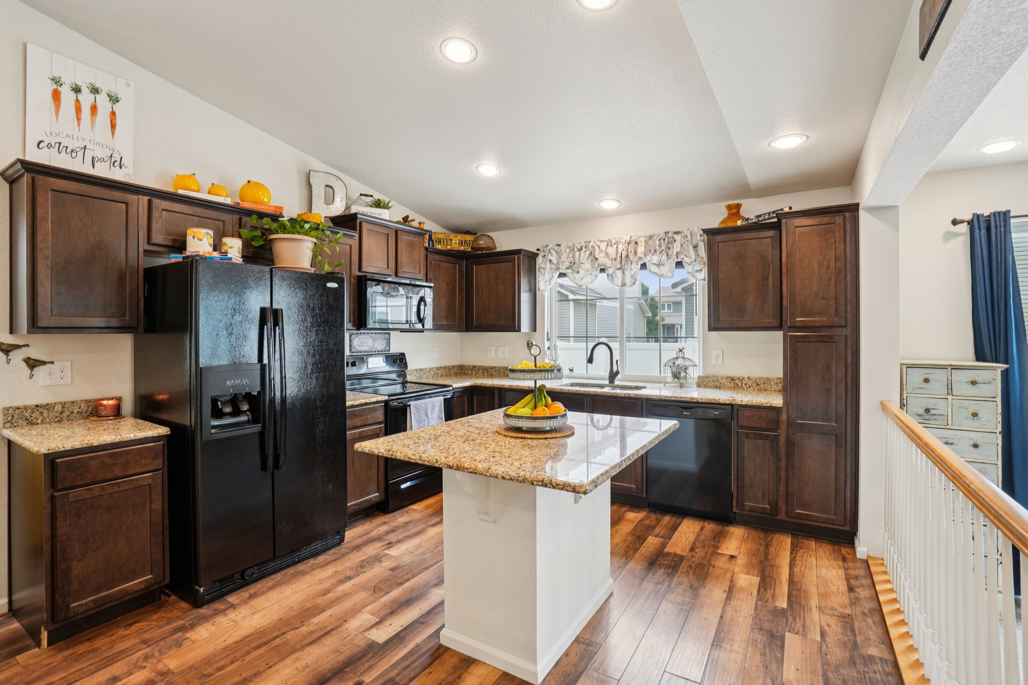 Balsawood Ln-S1207-011.jpg