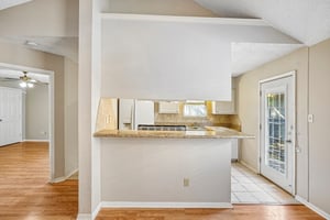 Candlecrown Ct-S2905-012.jpg